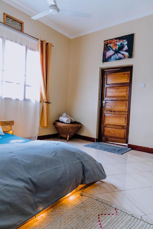 Mkoani Homestay Moshi Extérieur photo