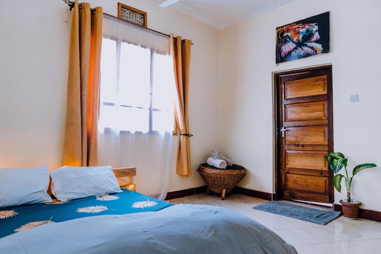 Mkoani Homestay Moshi Extérieur photo