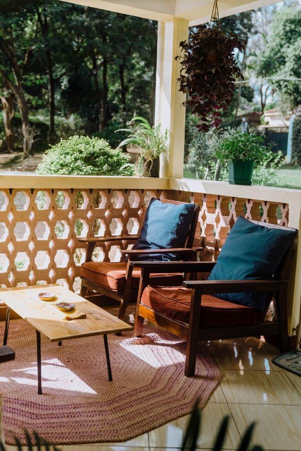 Mkoani Homestay Moshi Extérieur photo