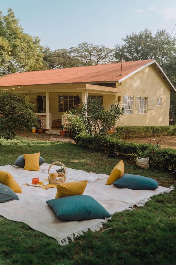 Mkoani Homestay Moshi Extérieur photo