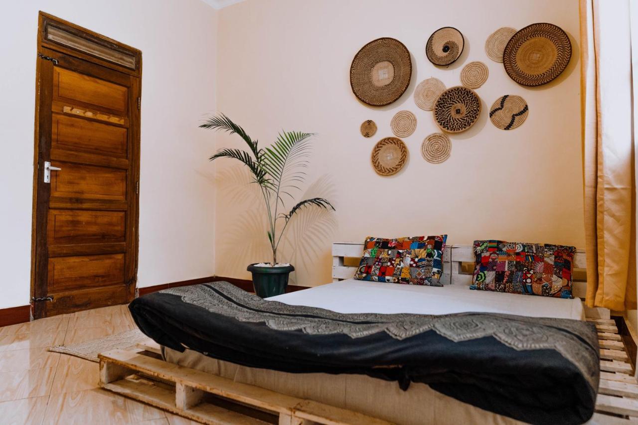 Mkoani Homestay Moshi Extérieur photo