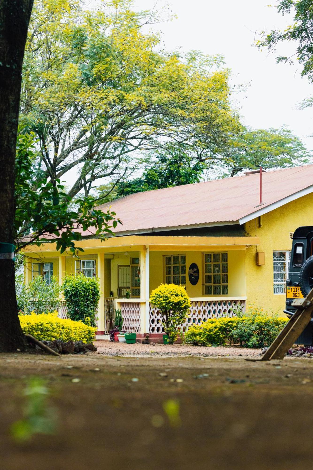 Mkoani Homestay Moshi Extérieur photo