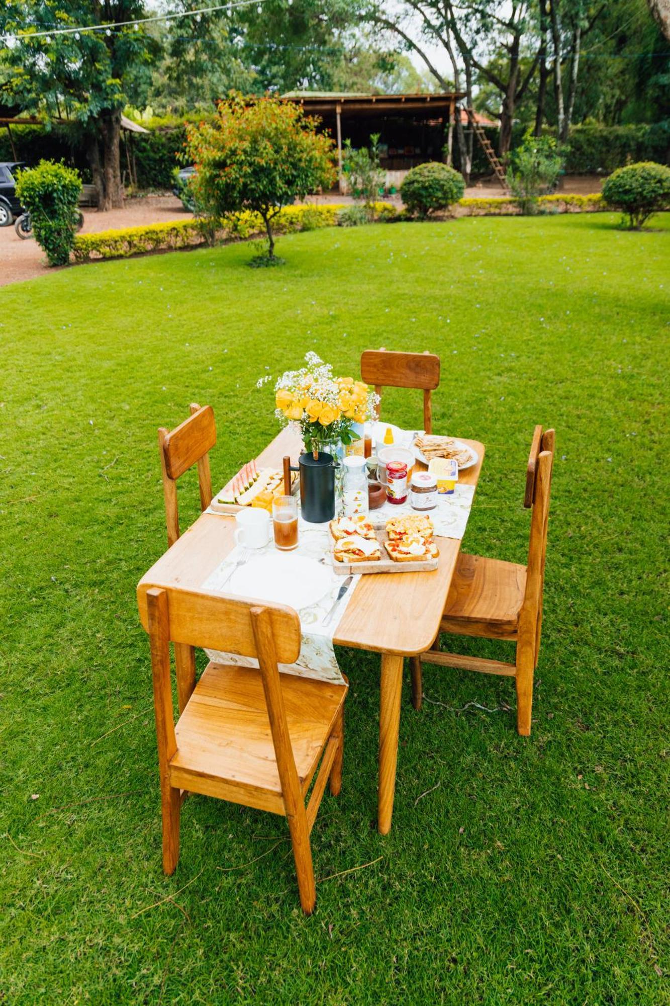 Mkoani Homestay Moshi Extérieur photo